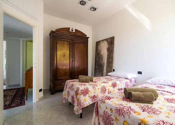 Heavenly Views On - Terrace & Hot Tub Apartment *