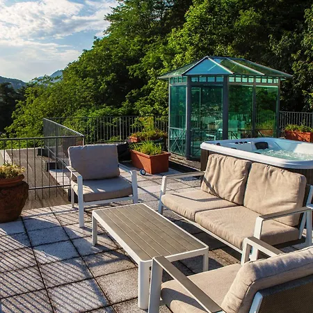Heavenly Views On - Terrace & Hot Tub Como